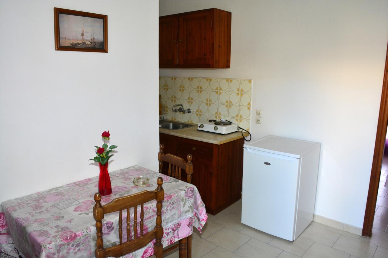Voula Apartments Agia Marina  Ngoại thất bức ảnh