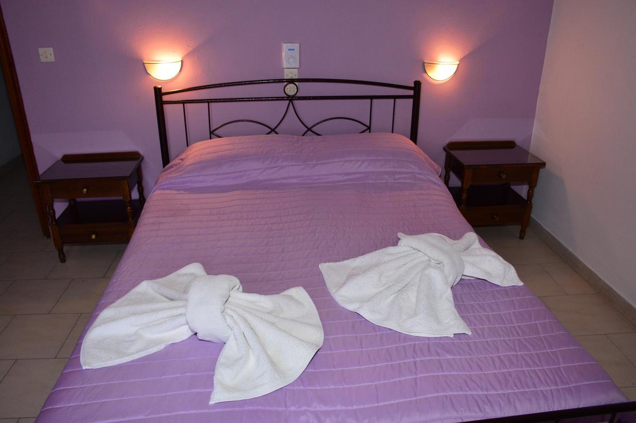 Voula Apartments Agia Marina  Ngoại thất bức ảnh