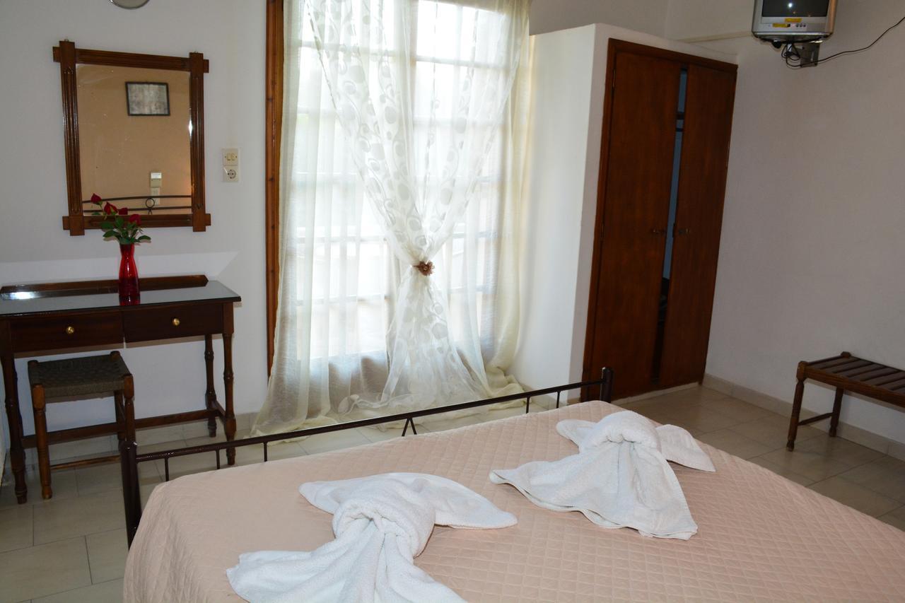 Voula Apartments Agia Marina  Ngoại thất bức ảnh